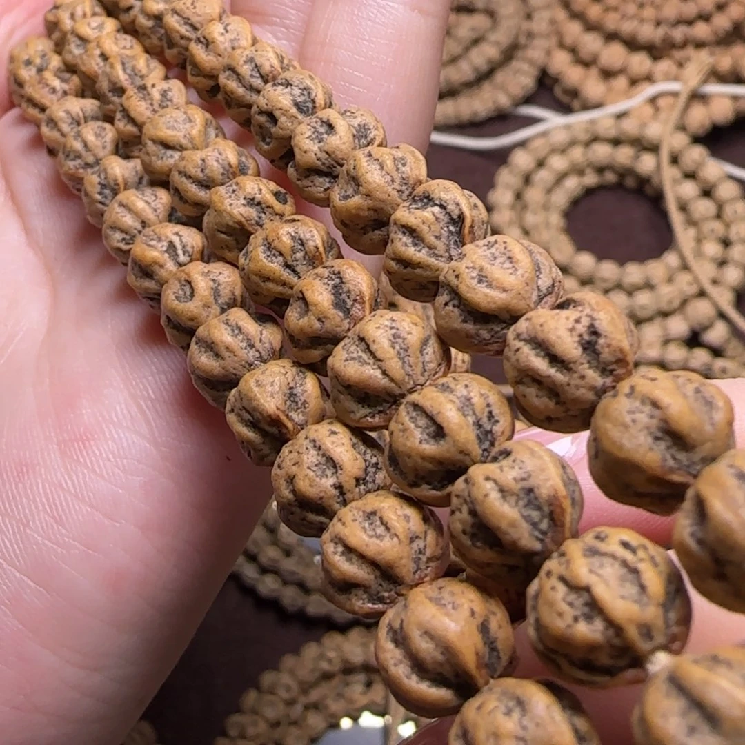 柏香籽/百香籽吊坠甲****佬