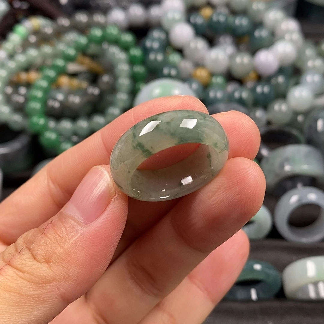 定制翡翠未镶嵌21圈