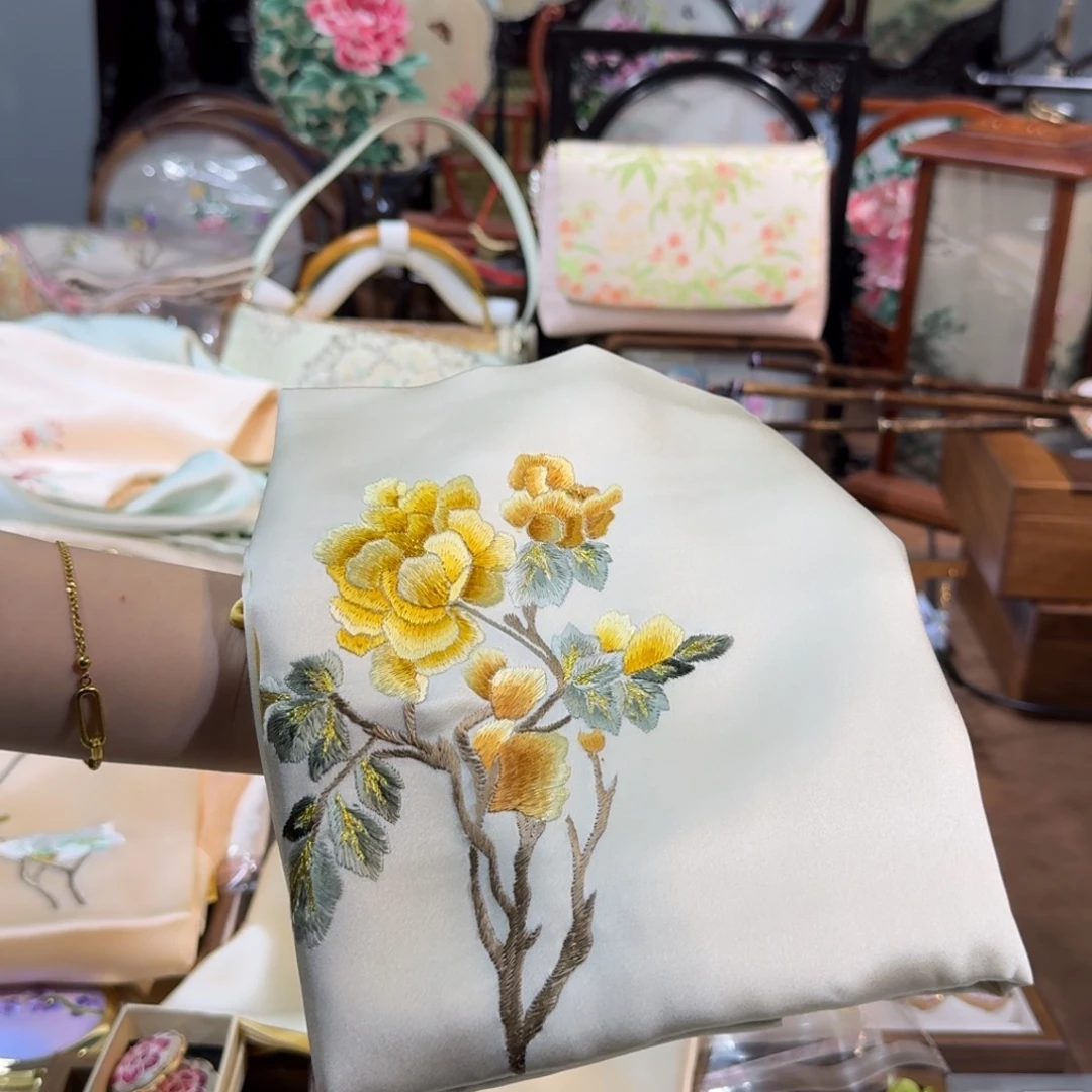 刺绣纯手工工艺品