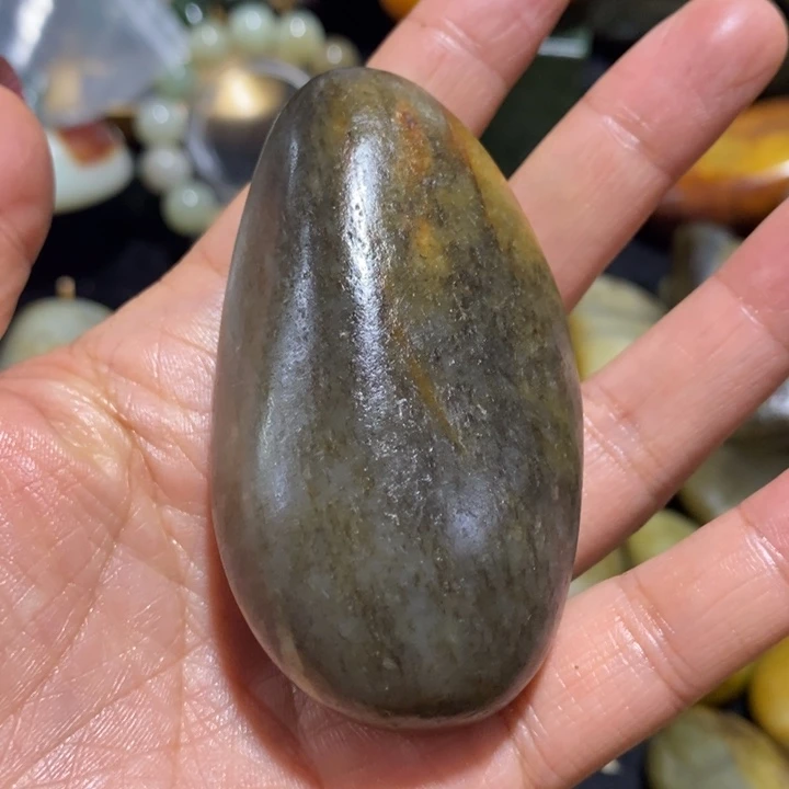 和田玉（糖玉）未镶嵌挂件