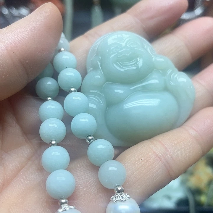 未镶嵌蛇纹石玉颈饰