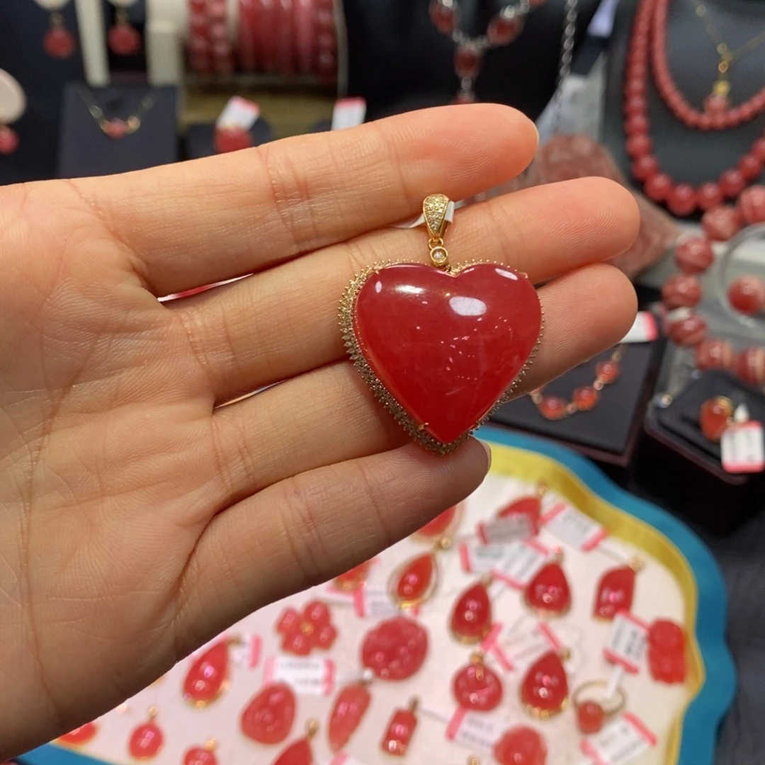 菱锰矿（红纹石）18K金镶嵌颈饰