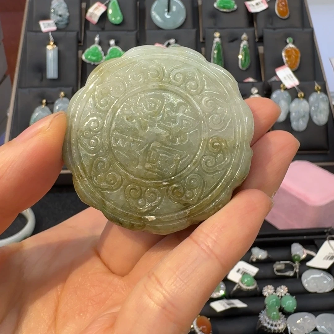 翡翠未镶嵌颈饰16