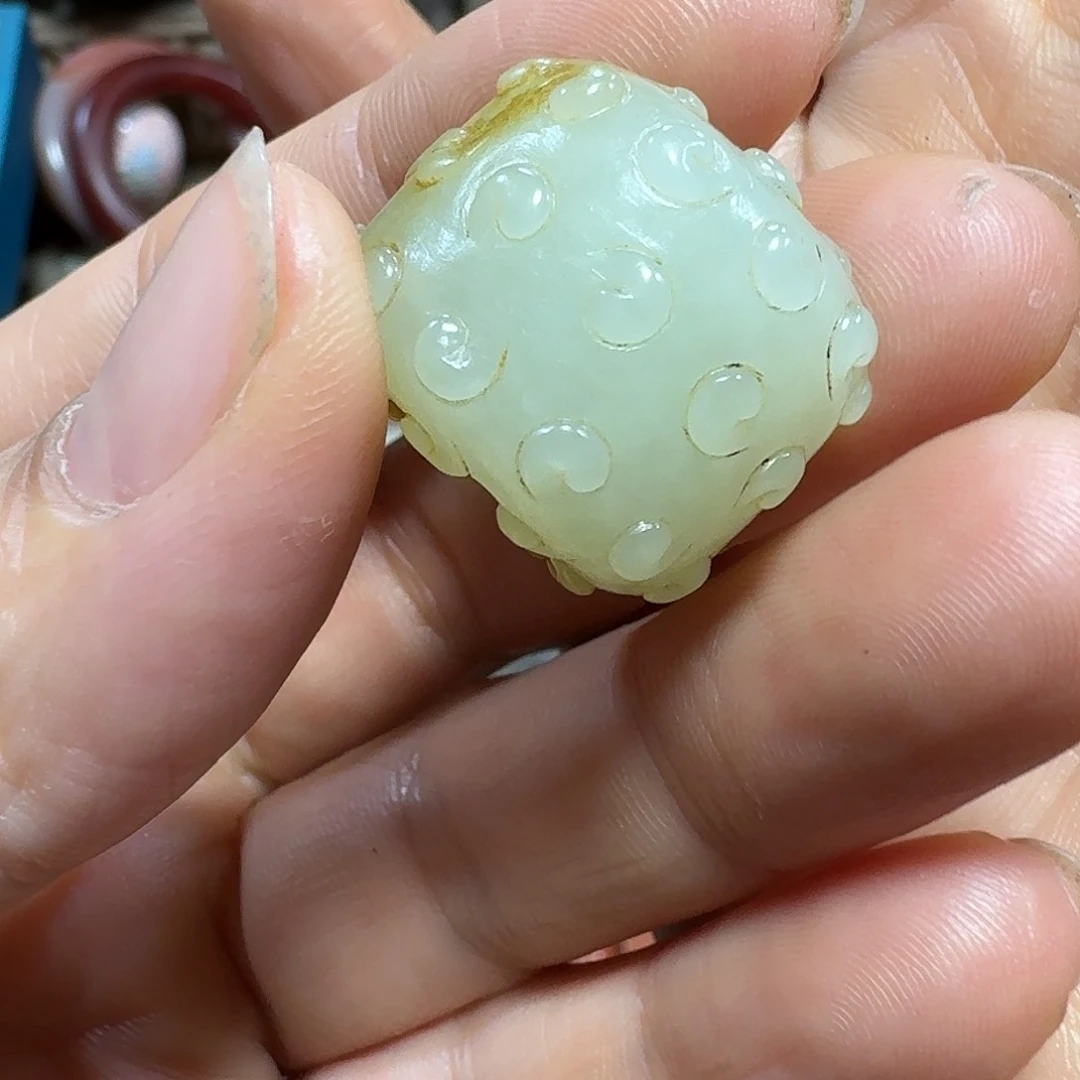 经***天和田玉未镶嵌挂件