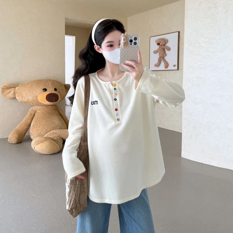 孕妇装2025新款秋季孕妇时尚V领刺绣宽松棉长袖T恤甜美百搭打底衫