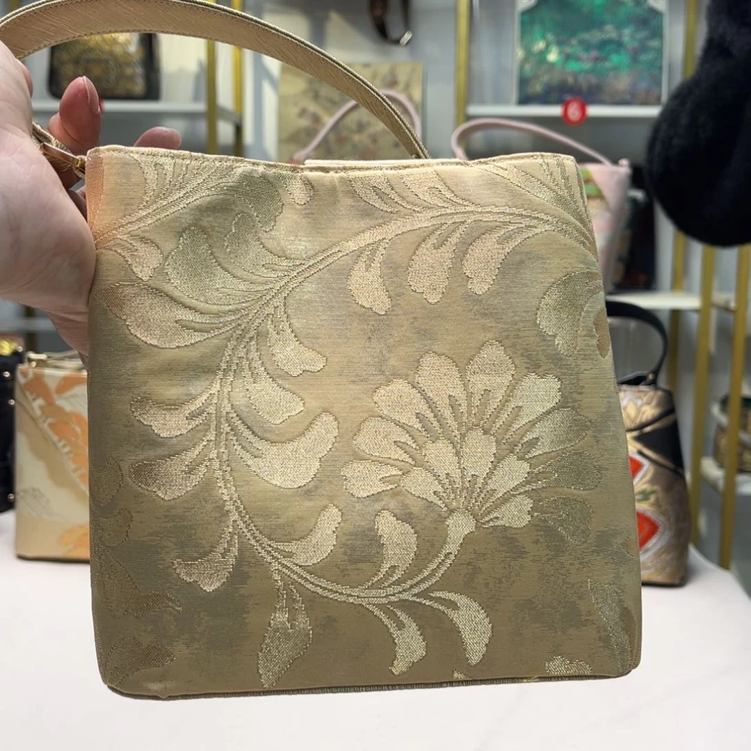 用***0织绣高定浮力大漏