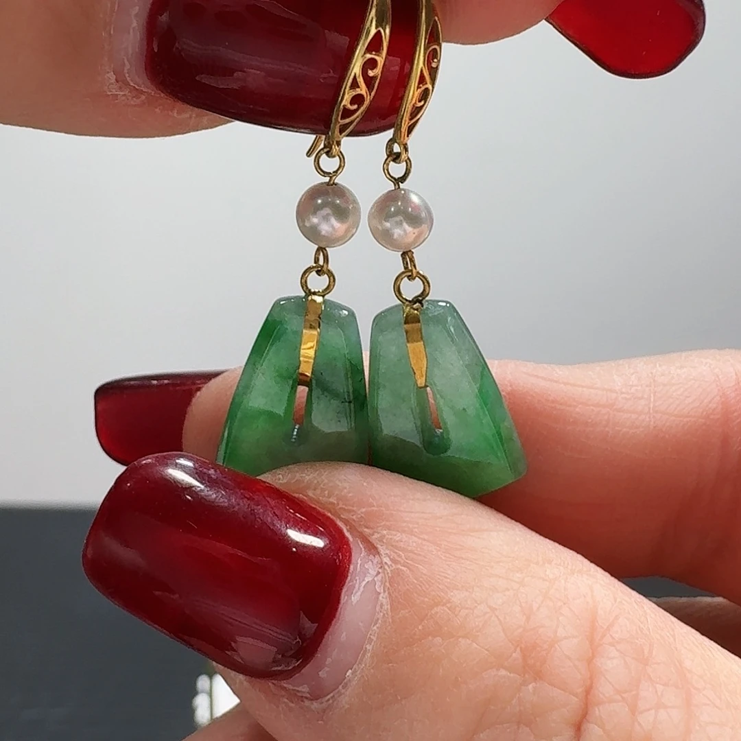 翡翠耳饰18K金镶嵌耳饰