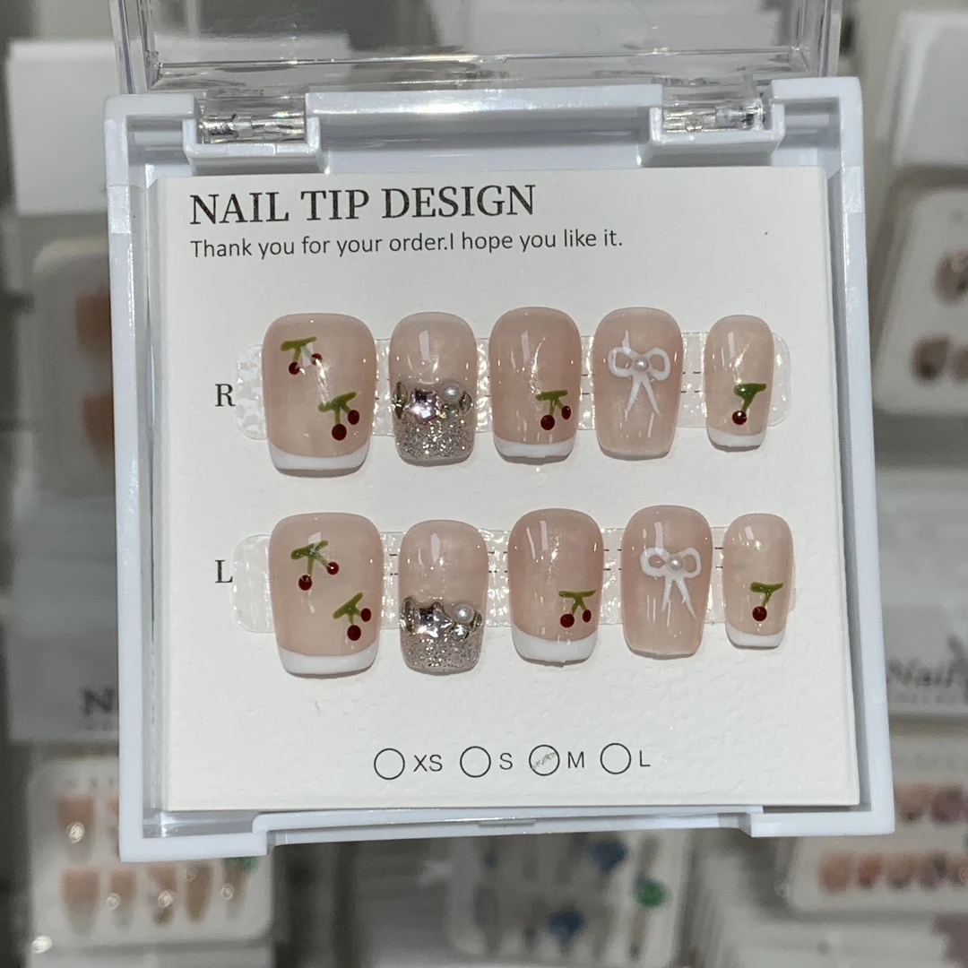 樱桃蝴蝶法式纯手工穿戴甲