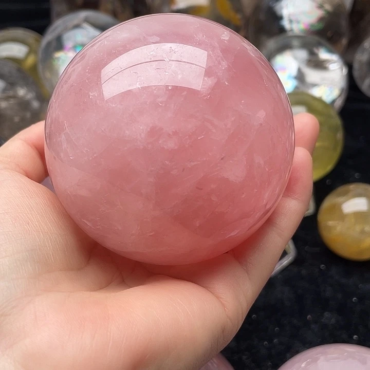 S***童水晶未镶嵌珠宝半成品
