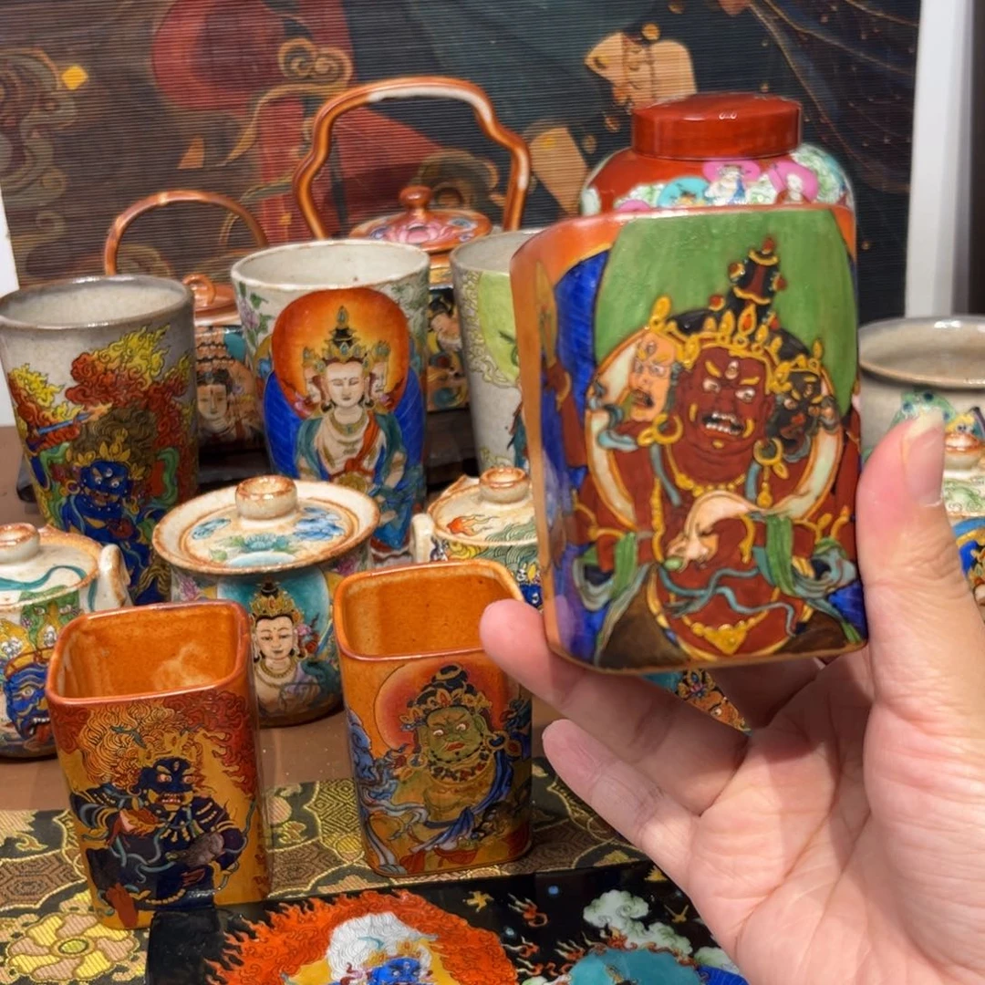 手工手绘红财财茶杯