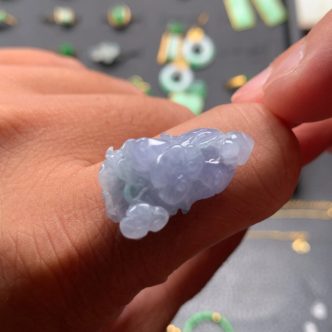 翡翠戒指未镶嵌翡翠