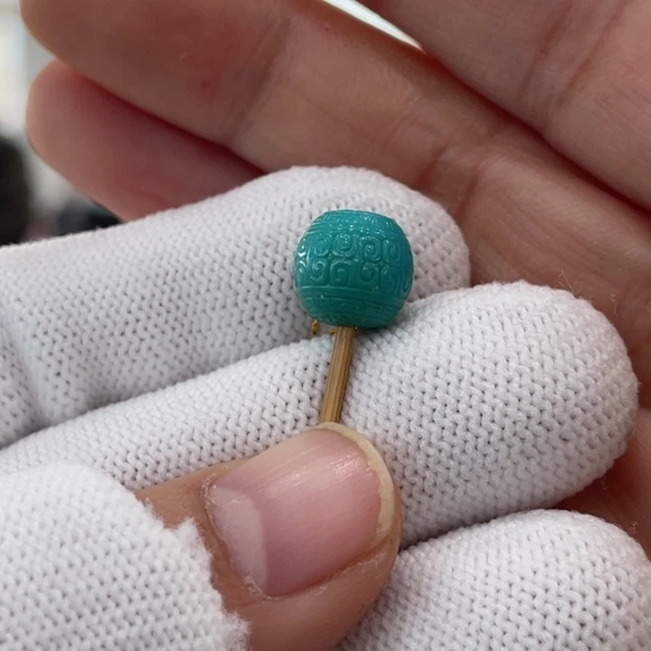 绿松石未镶嵌珠宝奇石9.4