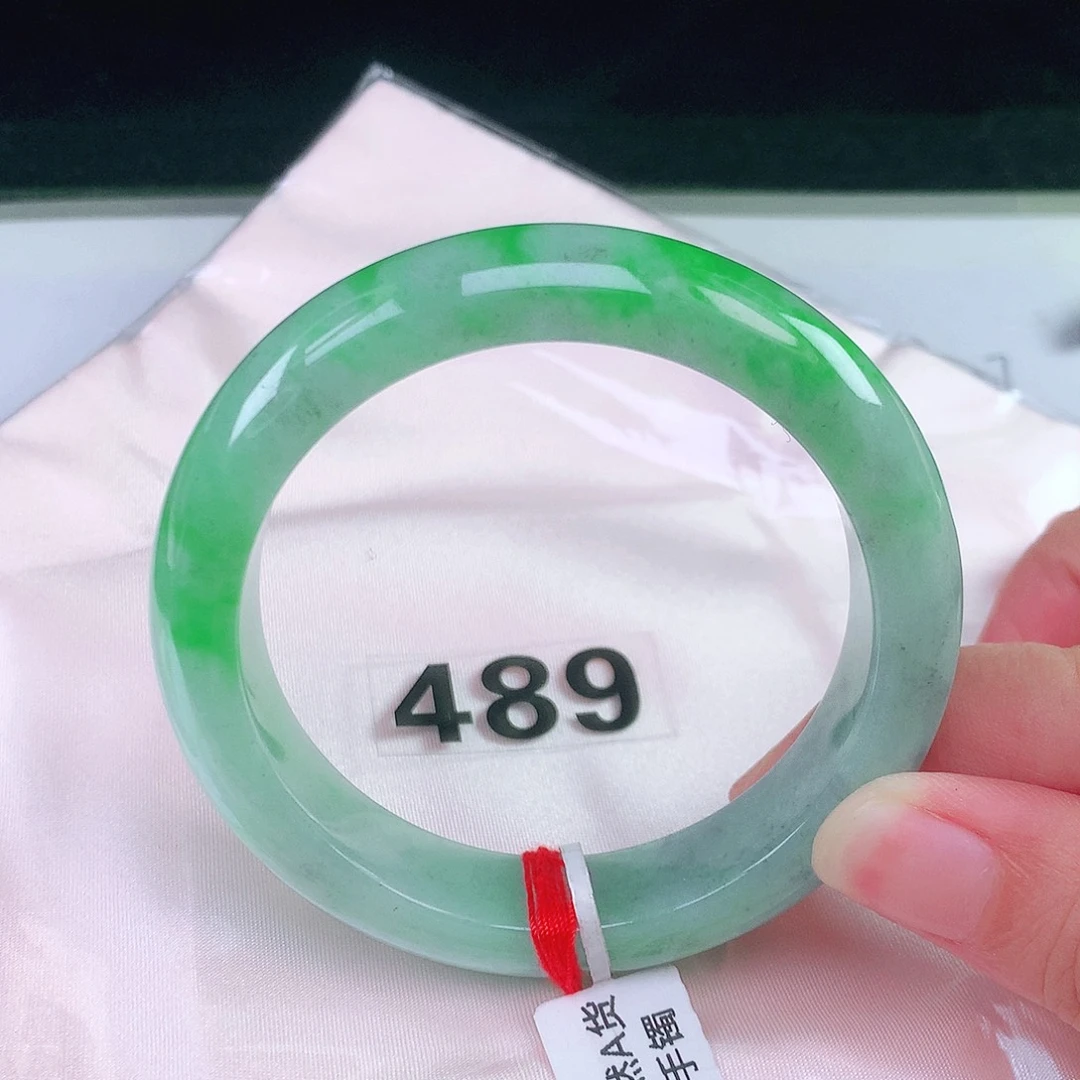 未镶嵌手镯翡翠翡翠手镯