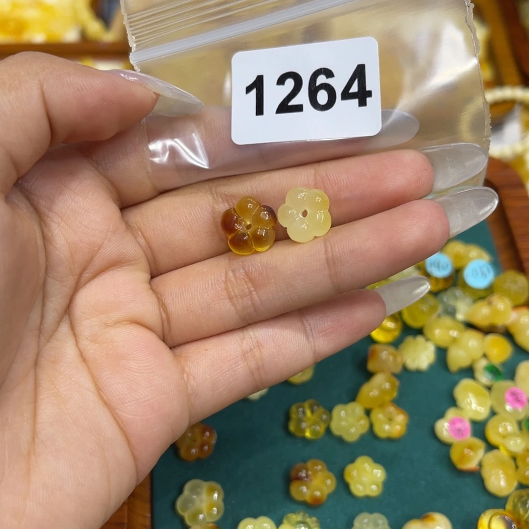 琥珀珠宝奇石未镶嵌?*7