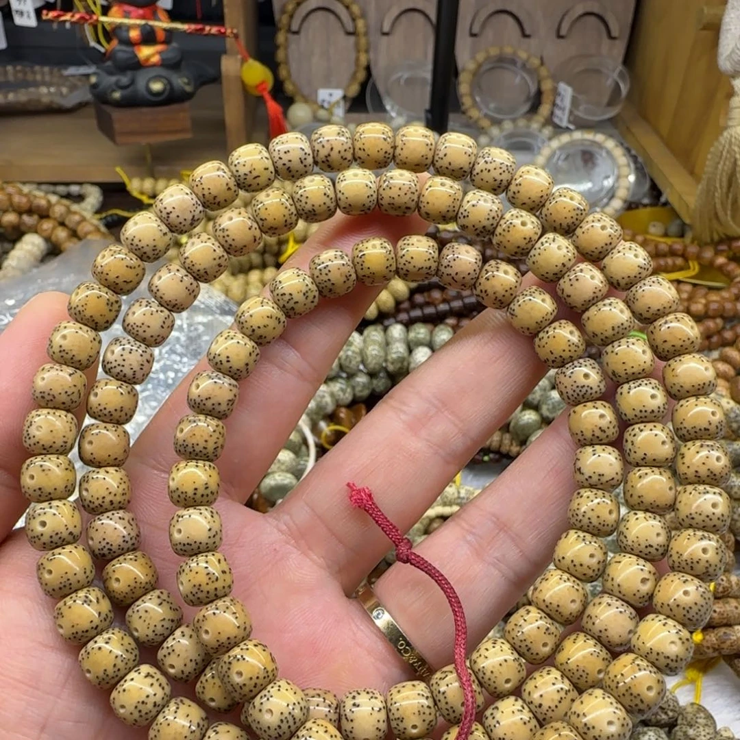 胖***^星月菩提吊坠8*7石玉料同枝果脖挂老型