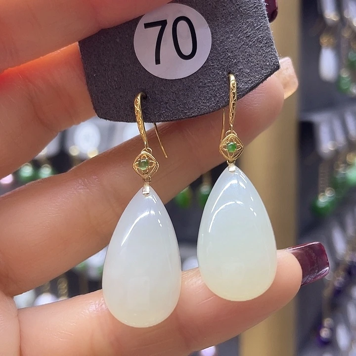 和田玉耳饰18K金镶嵌