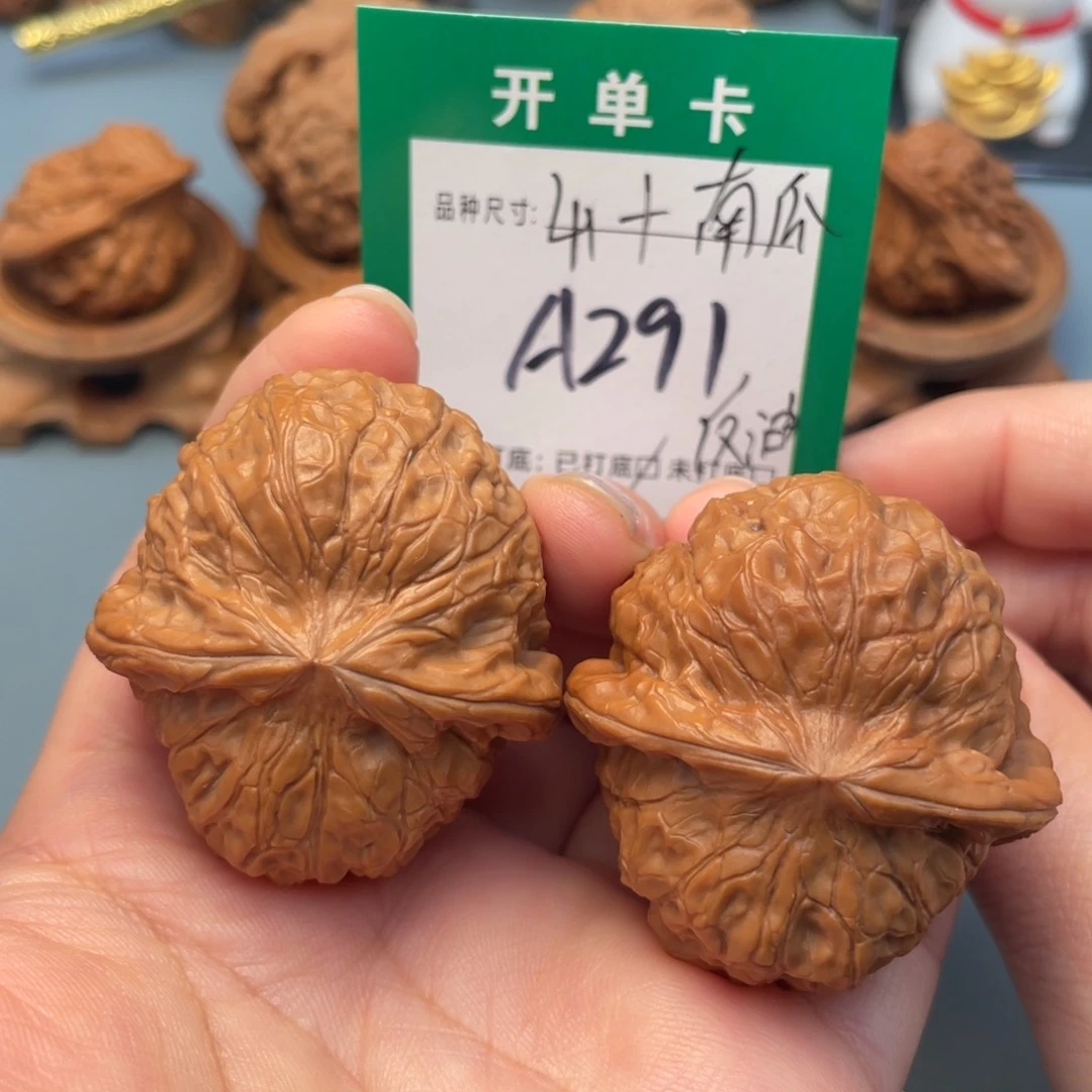 吊坠桃核文玩核桃