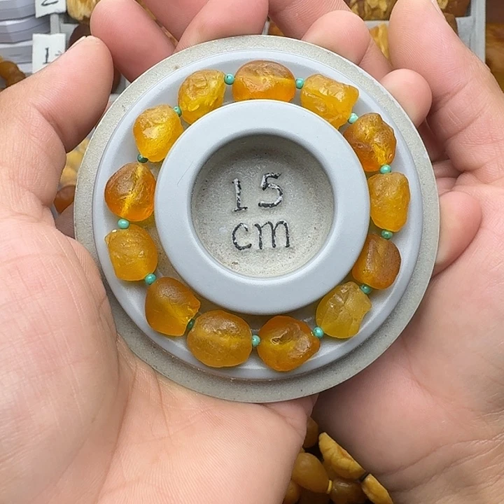 琥珀未镶嵌裸石天然蜜蜡手串