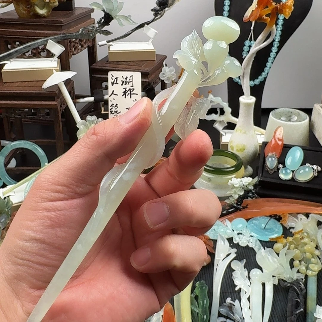 蛇纹石玉未镶嵌发饰