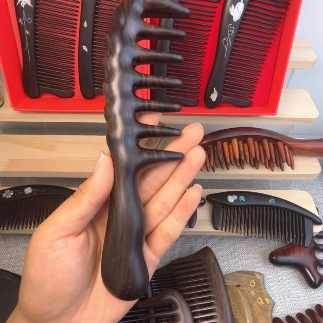 紫光檀7齿按摩梳新品
