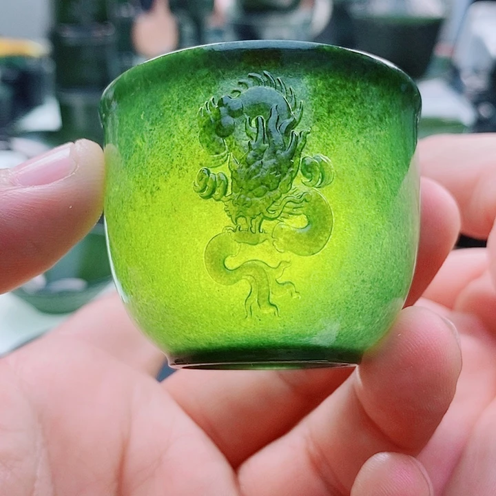 和田玉未镶嵌把件微瑕