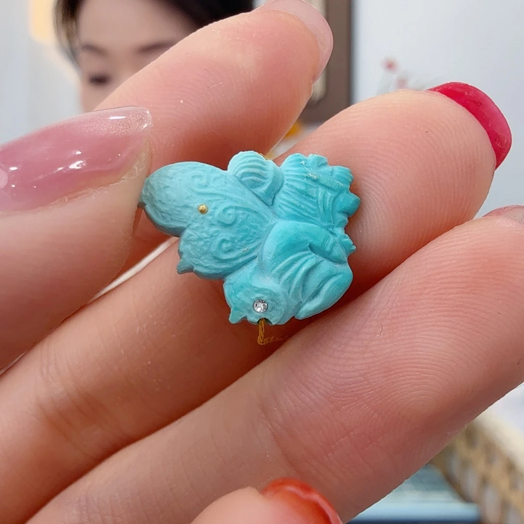 绿松石未镶嵌珠宝奇石