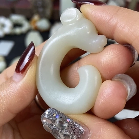 和田玉（糖玉）未镶嵌挂件