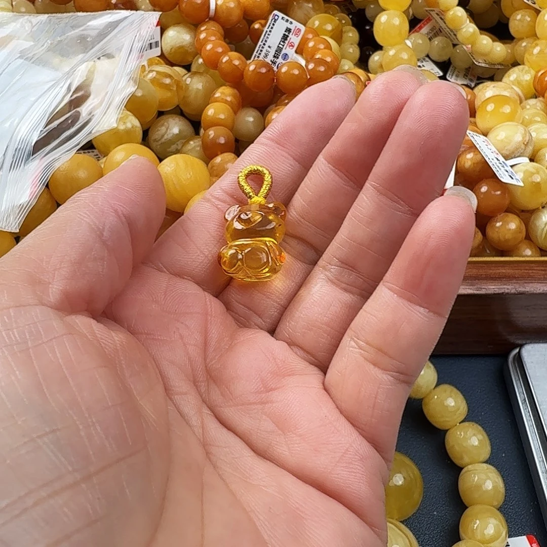 琥珀未镶嵌珠宝奇石