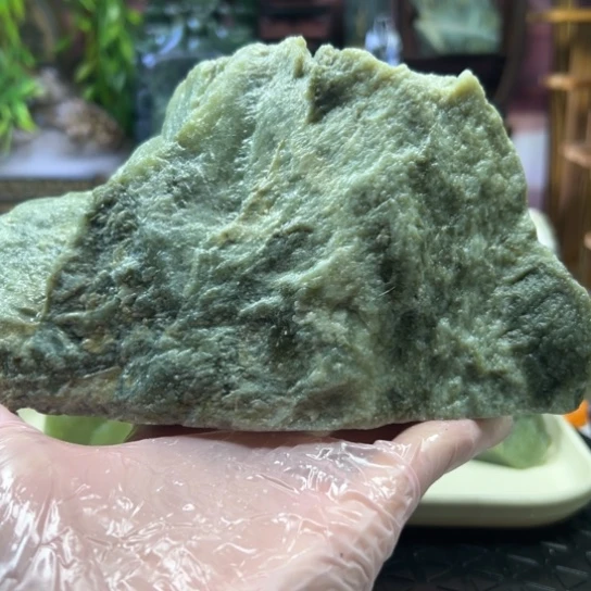 和田玉（黄玉）未镶嵌颈饰