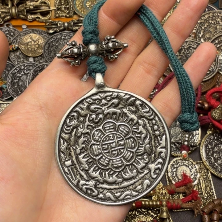 藏传文玩九宫如图