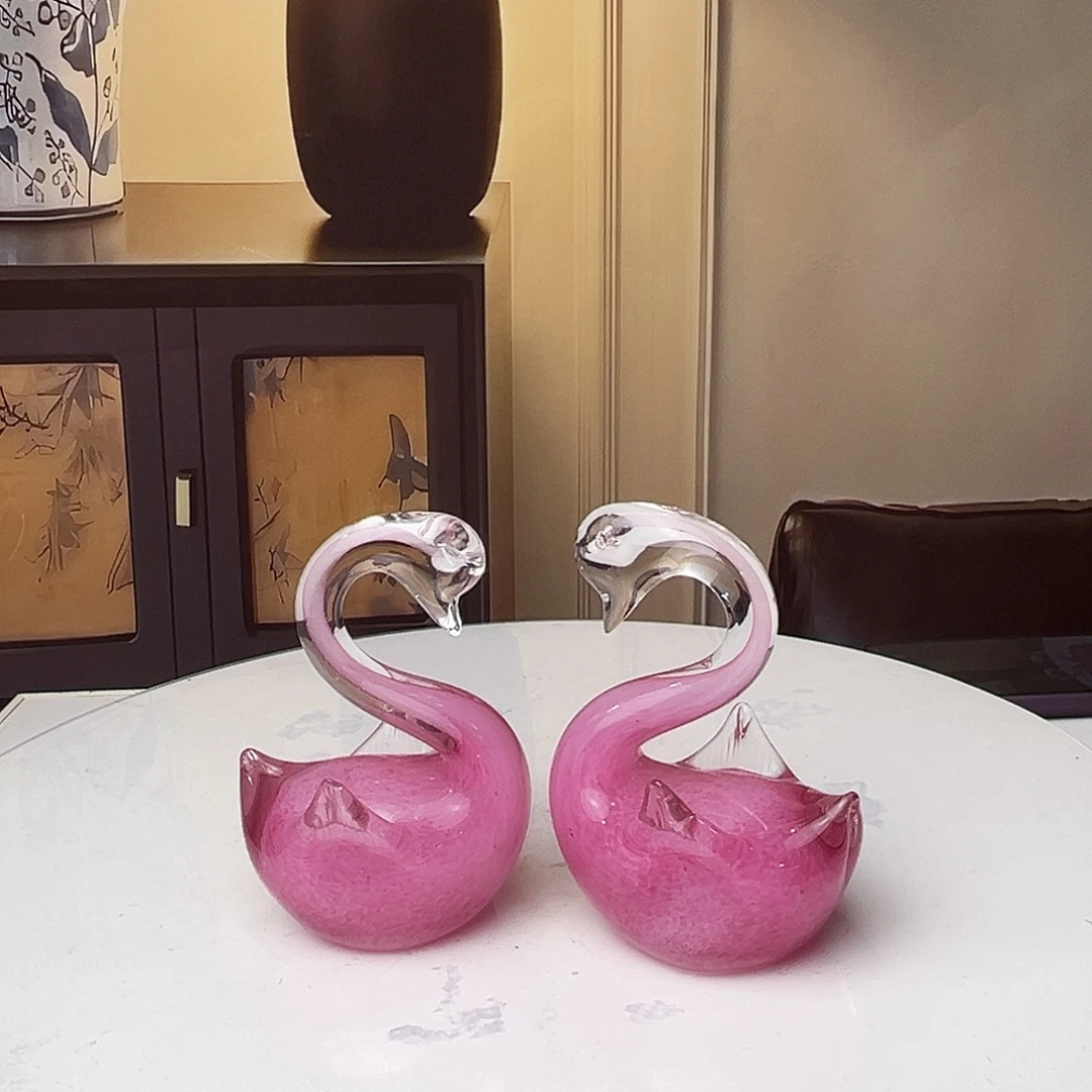 琉璃手工艺品琉璃的颜色是什么颜色的呢