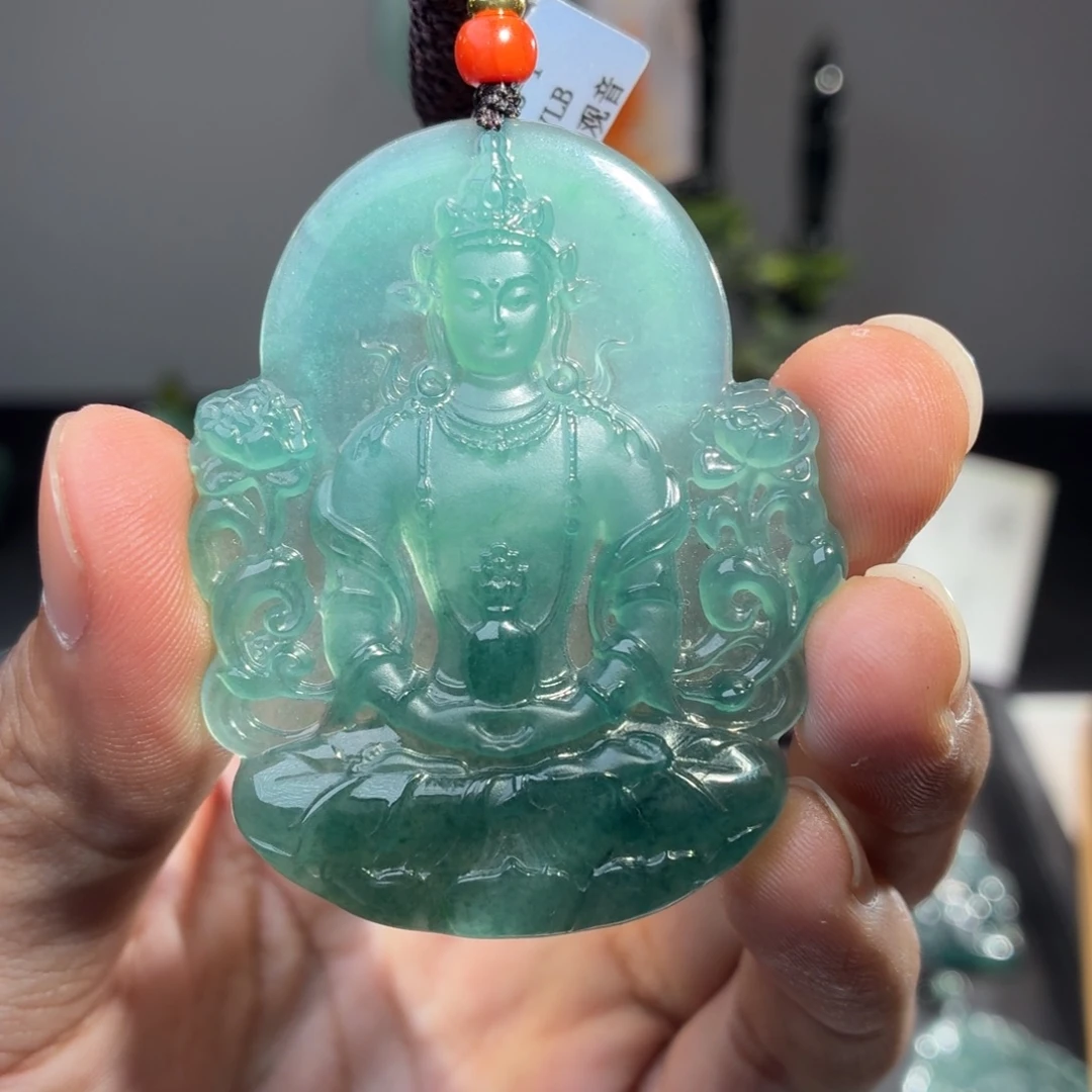 颈饰未镶嵌翡翠观音