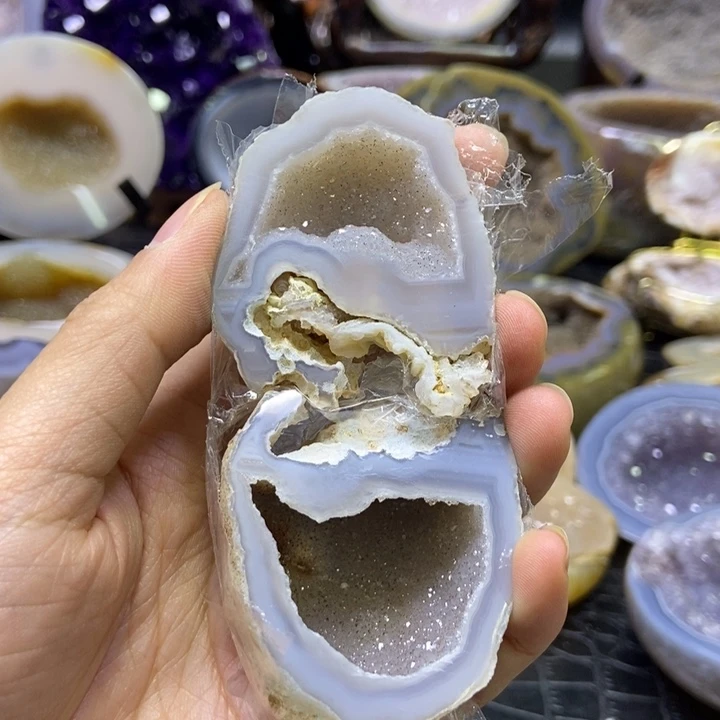 水晶蚕丝盆未镶嵌