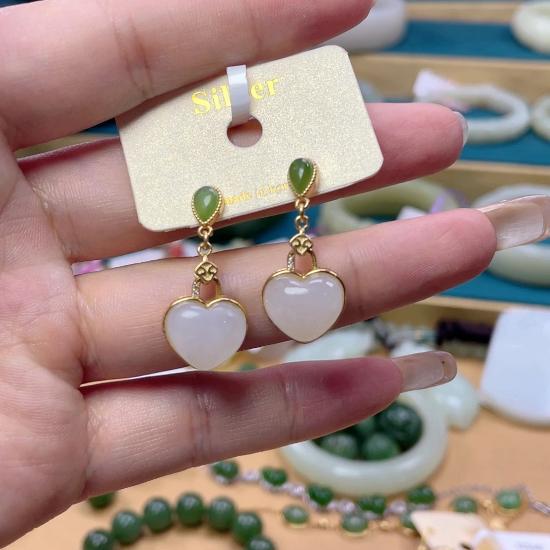 和田玉银S925镶嵌耳饰