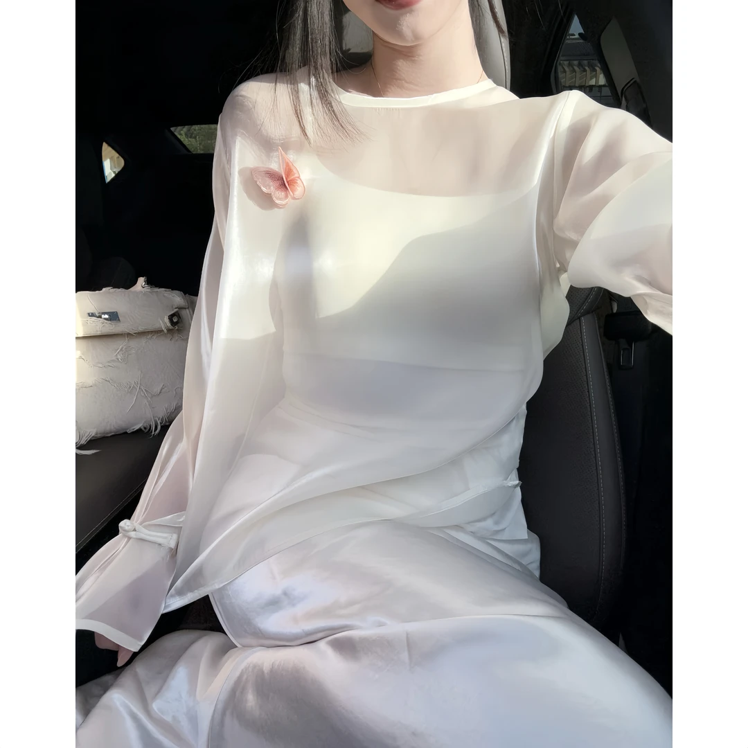 【婉婉】罩衫防晒夏季薄款绣花蝴蝶女装上衣气质百搭透气