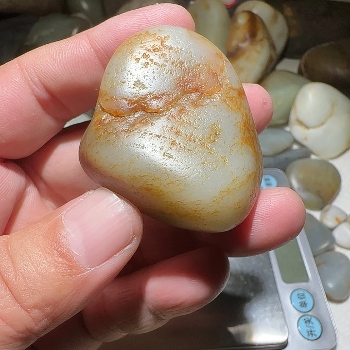 重***风和田玉（子料）未镶嵌颈饰