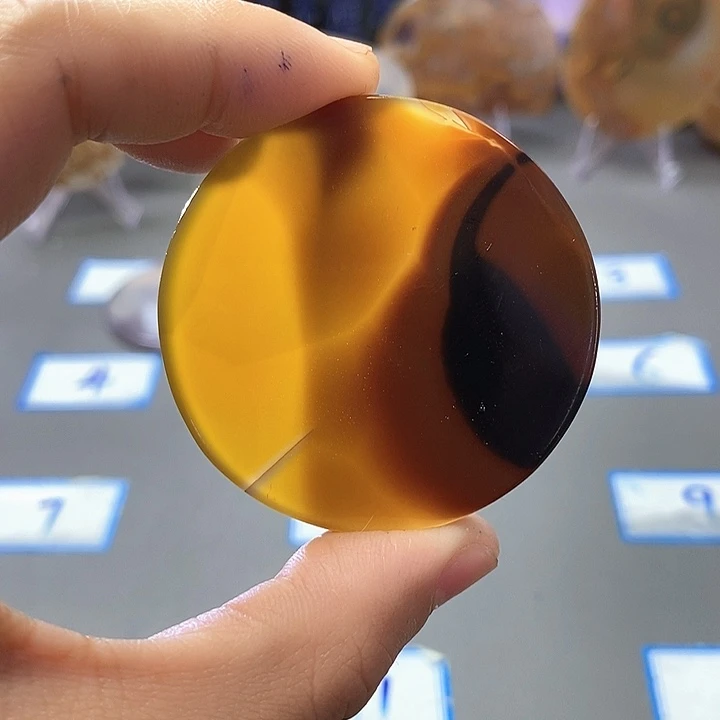 玛瑙/玉髓未镶嵌珠宝半成品