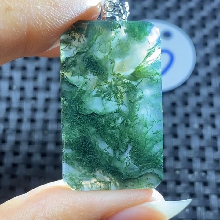 未镶嵌颈饰玛瑙/玉髓文*