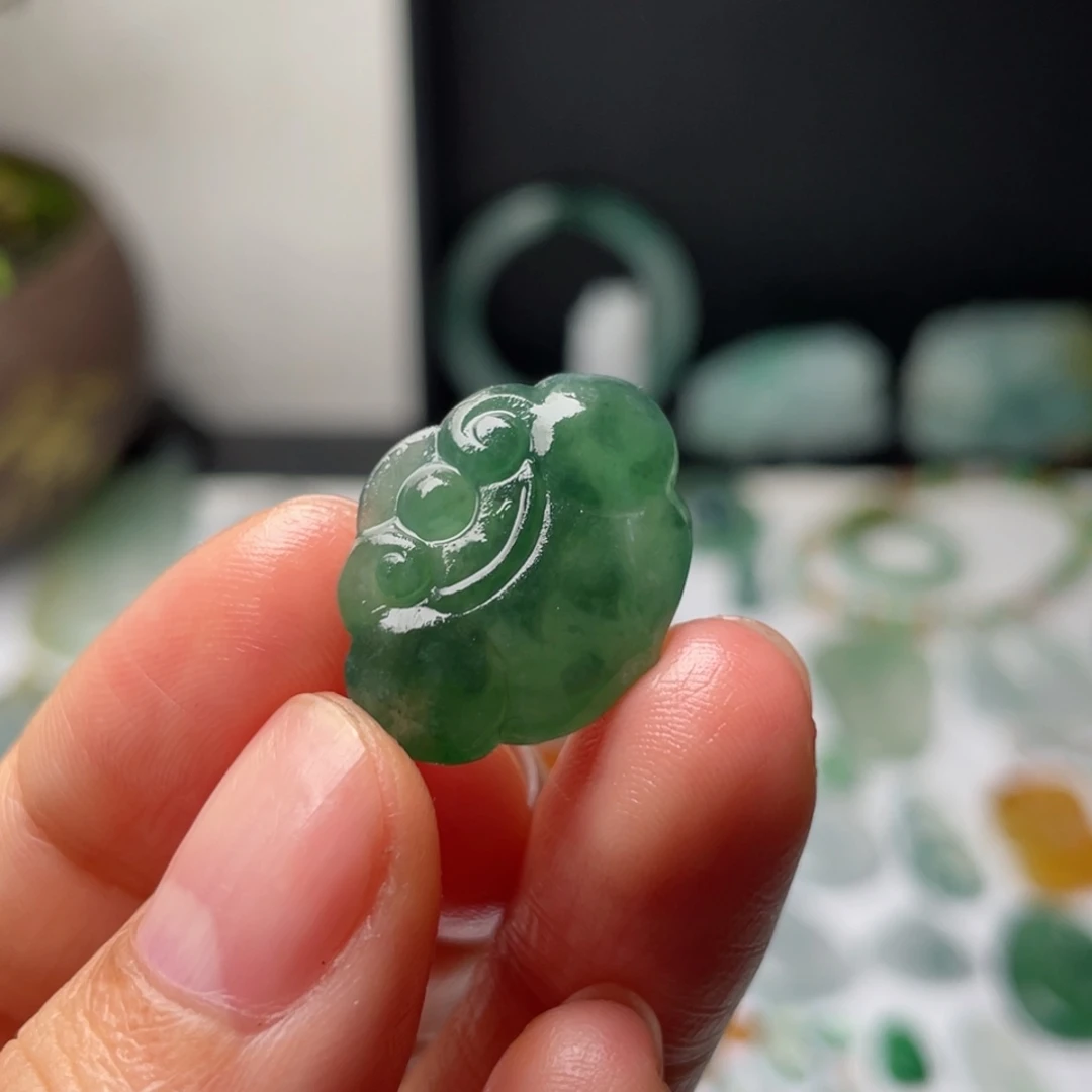 定制翡翠未镶嵌天然翡翠