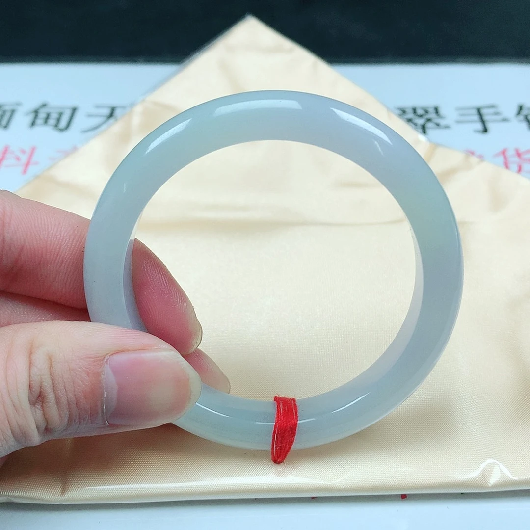 翡翠手镯未镶嵌圈53