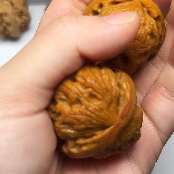 秦岭文玩核桃核桃