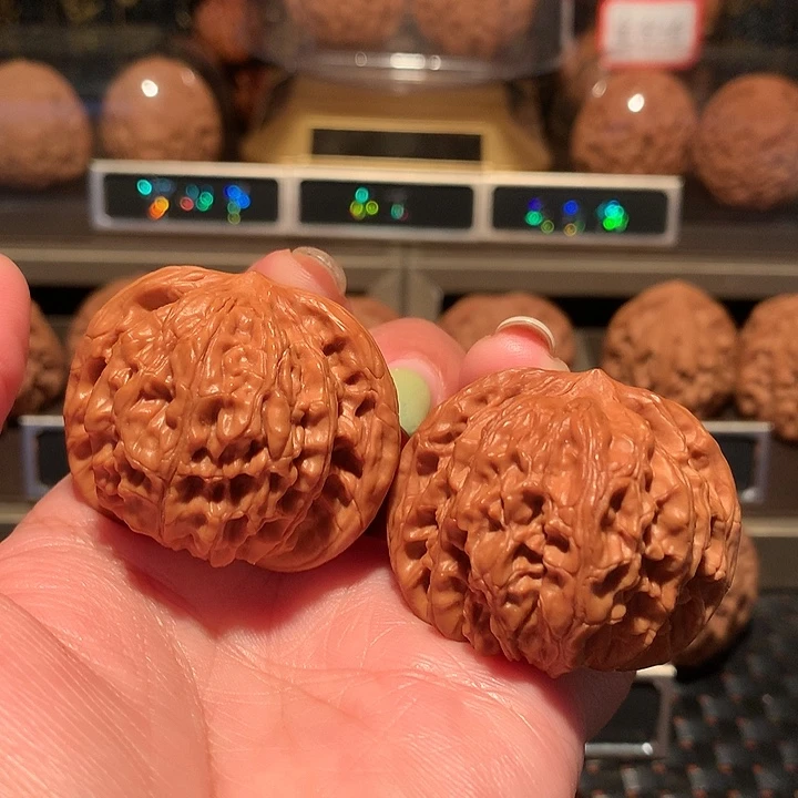 文玩核桃磨盘福利价