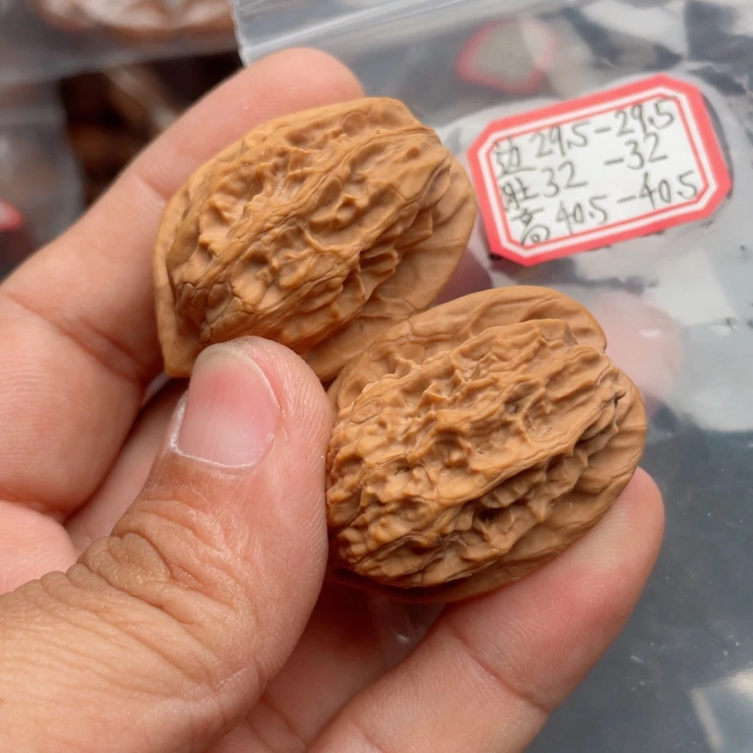 猴头核桃把件宏*通天塔
