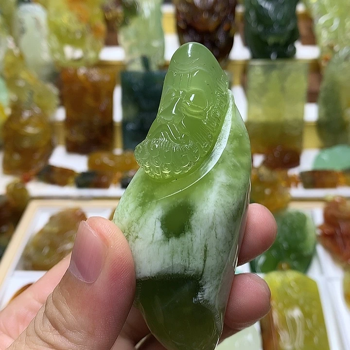 蛇纹石玉未镶嵌珠宝半成品