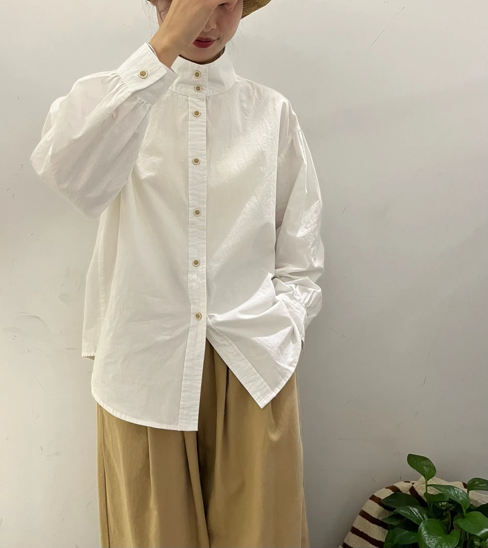 法式爱心扣领衬衫女设计感宽松减龄系袖上衣