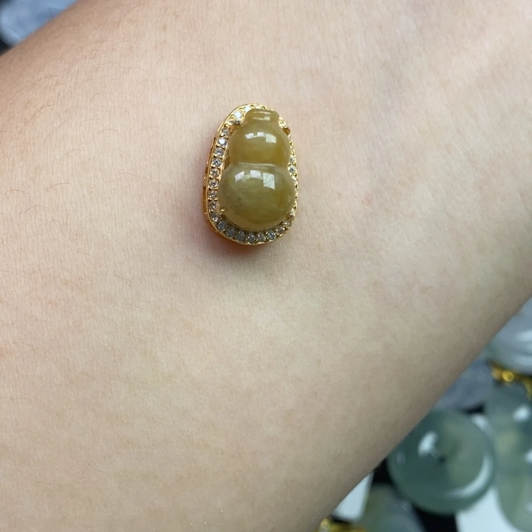 翡翠银S925镶嵌颈饰葫芦