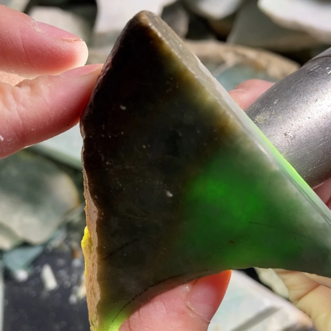 翡翠未镶嵌挂件天然翡翠