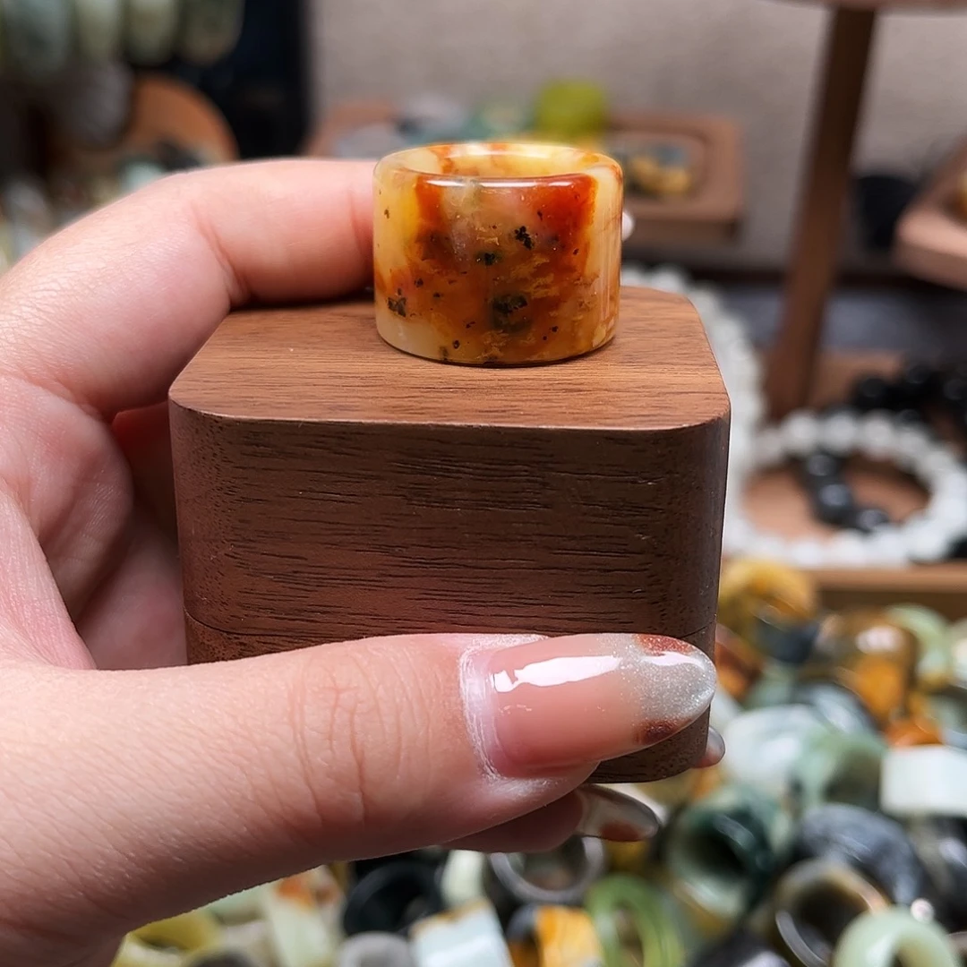 蛇纹石玉未镶嵌戒指18