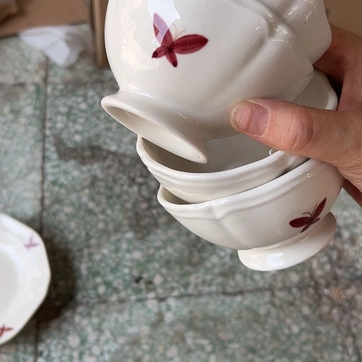 瓷片默认瑕疵商品蝴蝶泥饭碗6