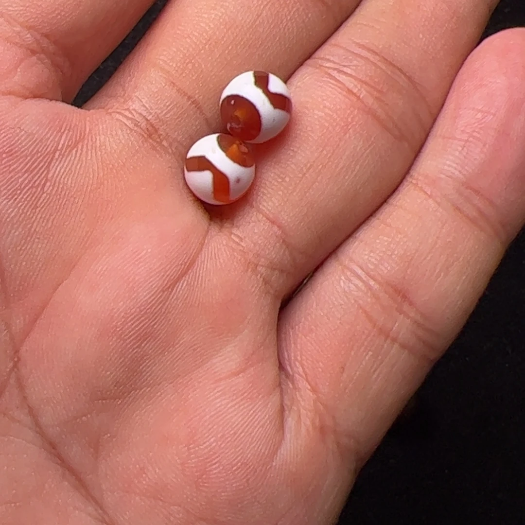 蝶***玛瑙/玉髓未镶嵌配饰